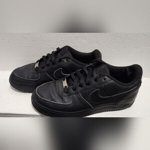 Nike Air Force Size 7